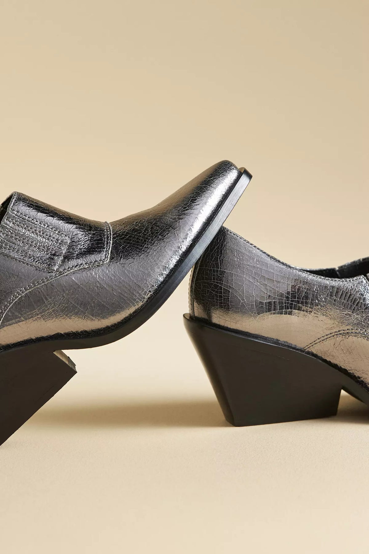 Seychelles Seattle Booties Metallic Pewter