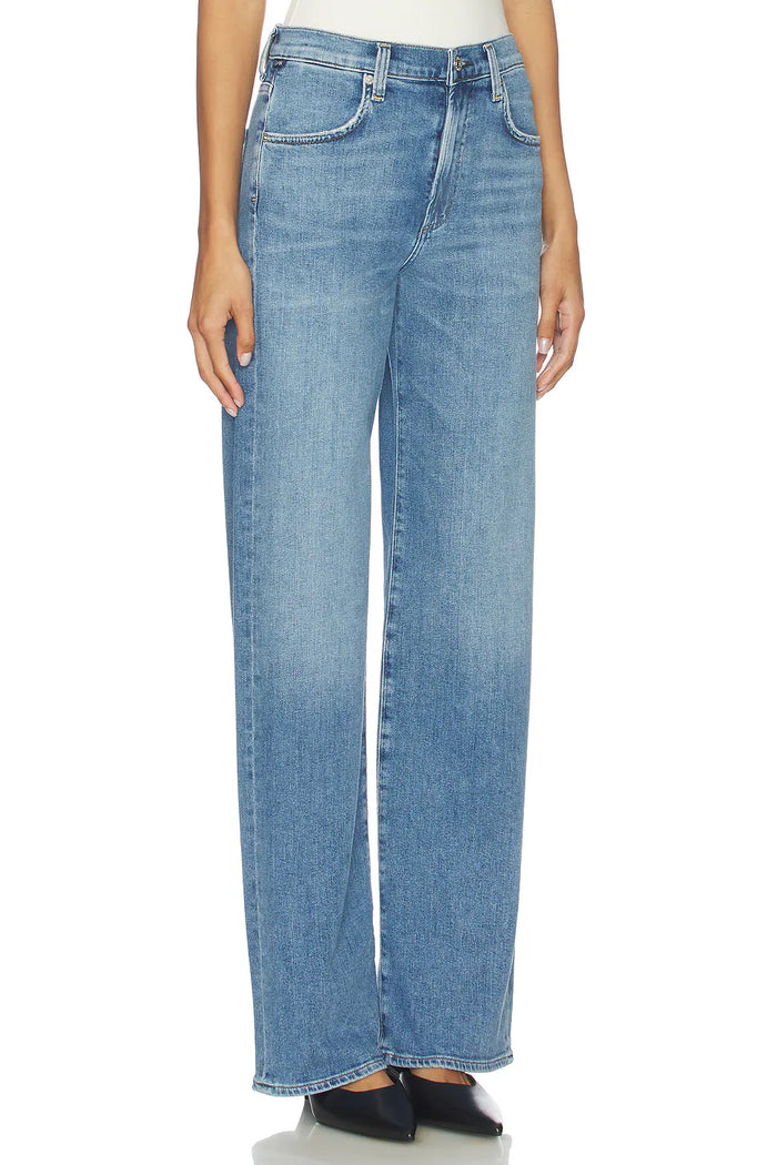 Citizens of Humanity Annina Straight Leg Jeans Stella