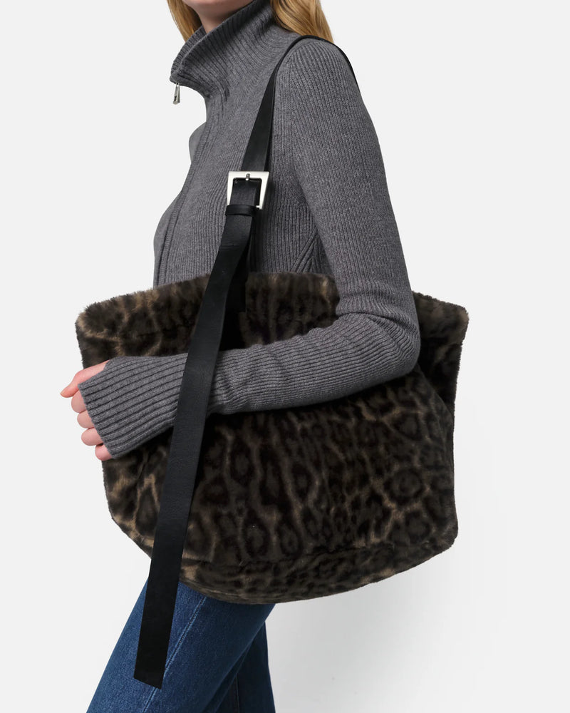 APPARIS ESTI TOTE  DARK LEOPARD