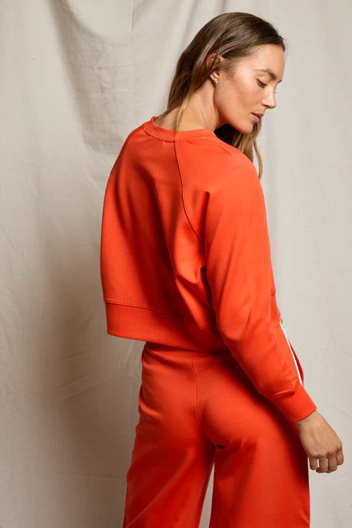 Perfect White Tee Nell travel raglan sweatshirt